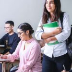 Online vs. Traditional Education: Which One Wins?